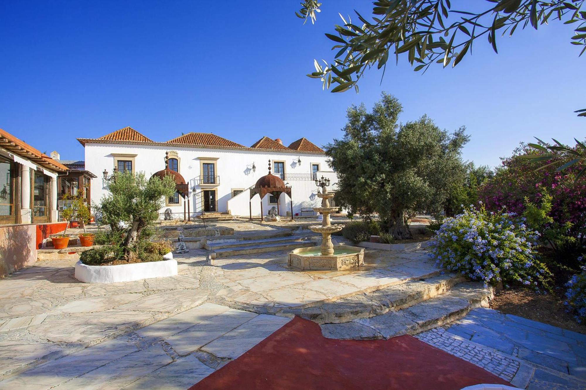 Hotel De Charme Capela Das Artes Armação de Pêra Extérieur photo