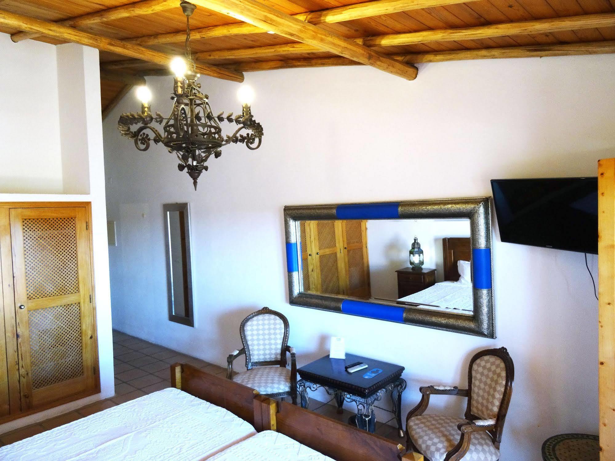 Hotel De Charme Capela Das Artes Armação de Pêra Extérieur photo